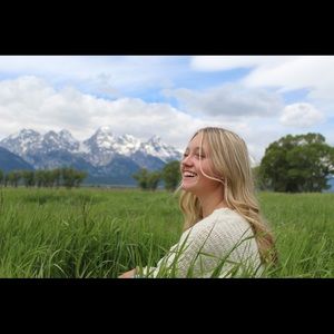 Meet your Posher, Jade